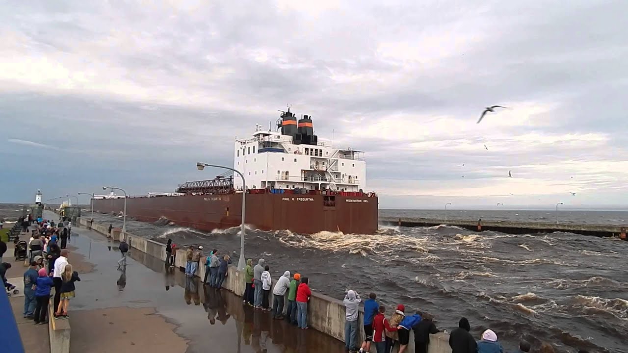 Giant ship going under the Lift Bridge in Duluth, MN Paul R. Tregurtha
