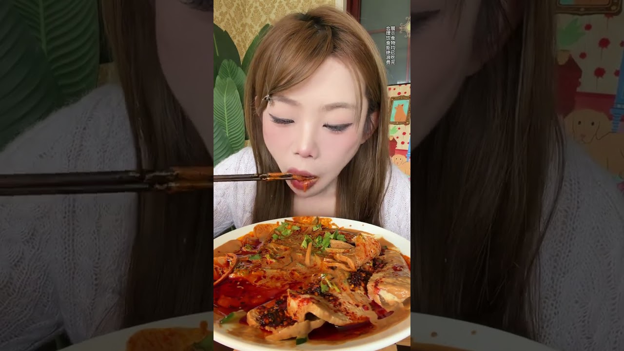 Long video tutorial version of sesame paste and gluten. Who knows how delicious this bite is? Fo