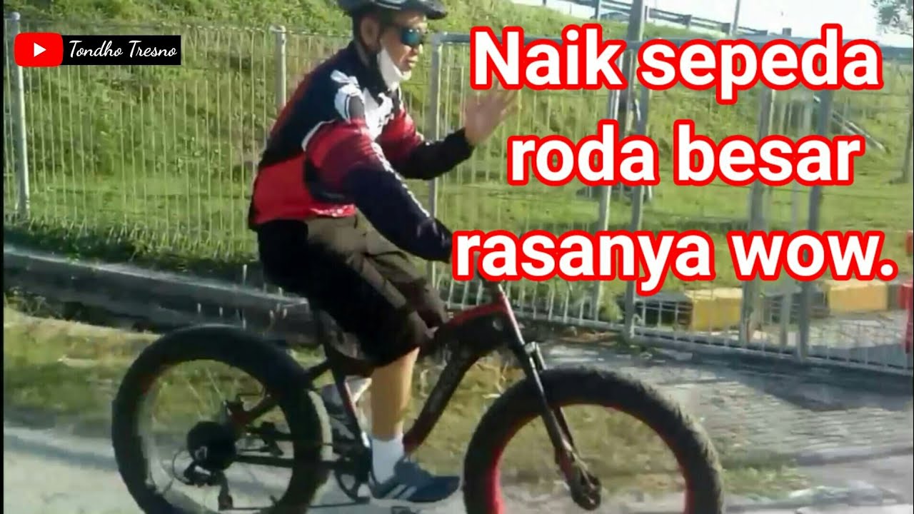 Naik sepeda roda besar rasanya wow (test bike wimcycle fat bike)