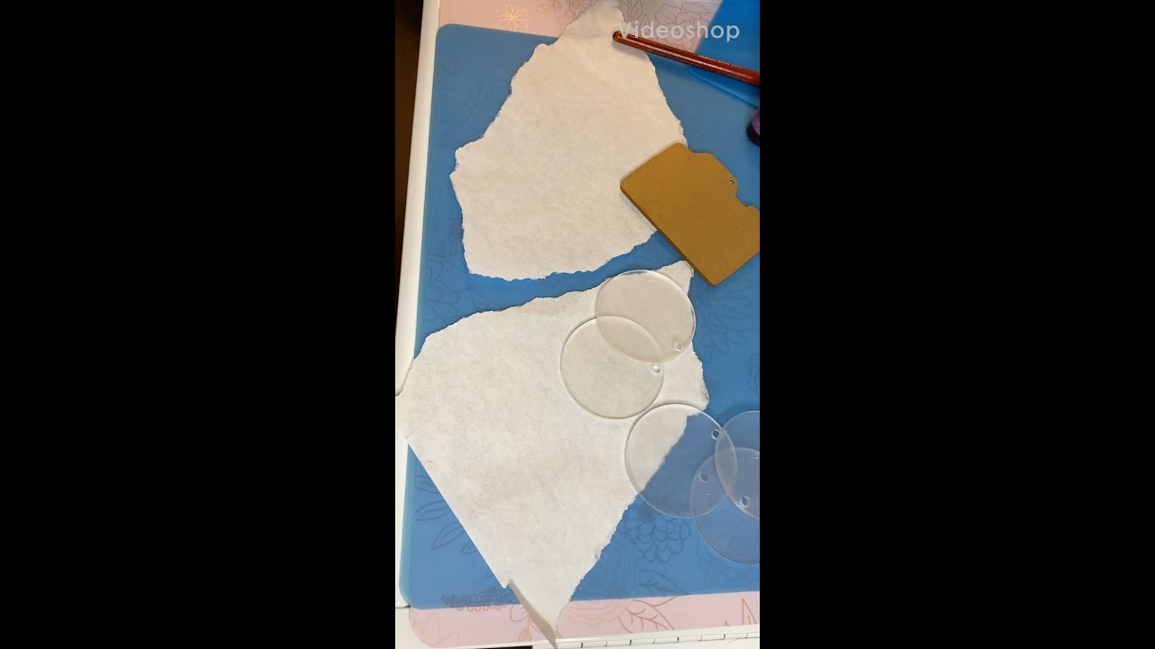 Alcohol Inks and UV resin. Video 2.