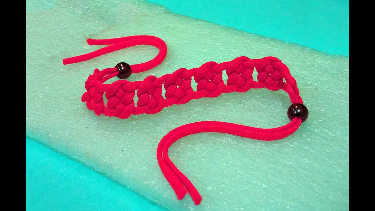 DIY Macrame bracelet. Easy bracelet in just 2 minutes. Como hacer una pulsera trenzada