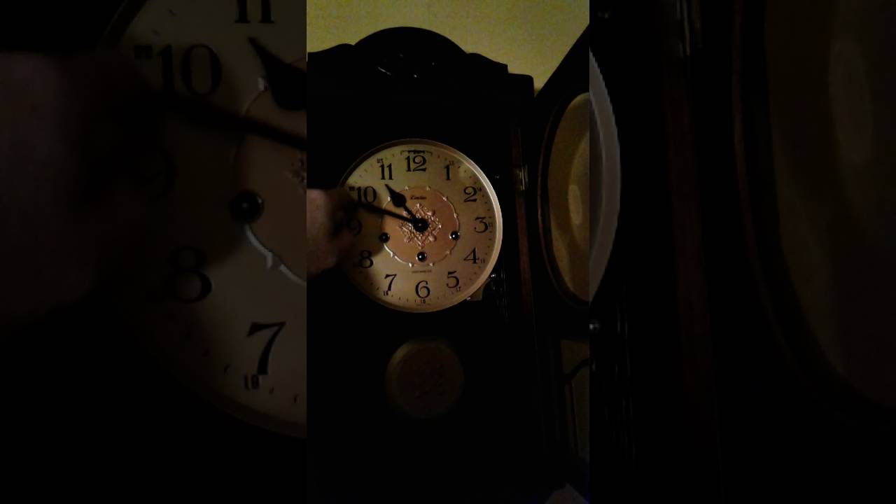 VINTAGE GERMAN LINDEN WALL CLOCK WESTMINSTER CHIME