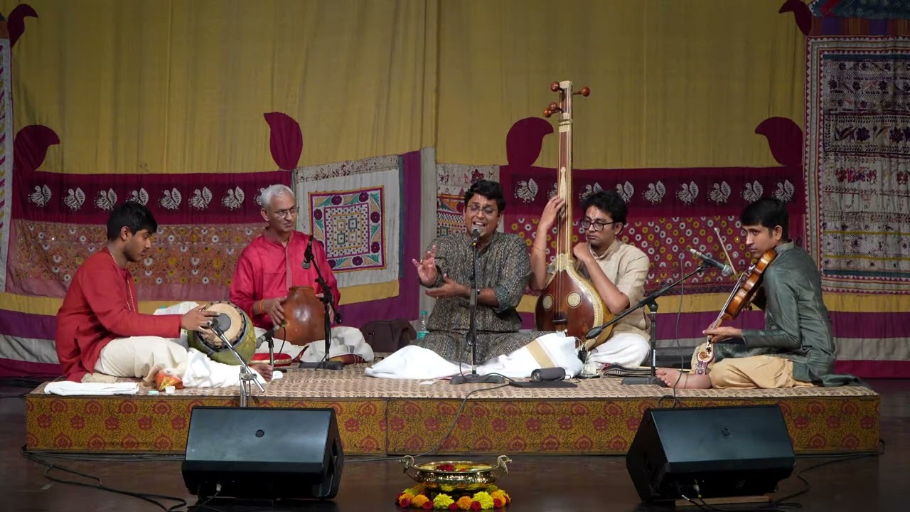 10 Shankara Sri Giri