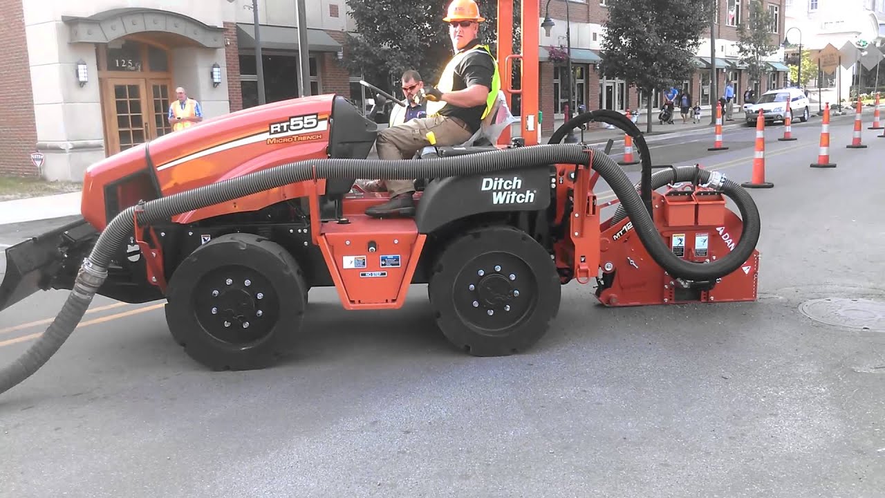Ditch Witch RT 55 micro trencher