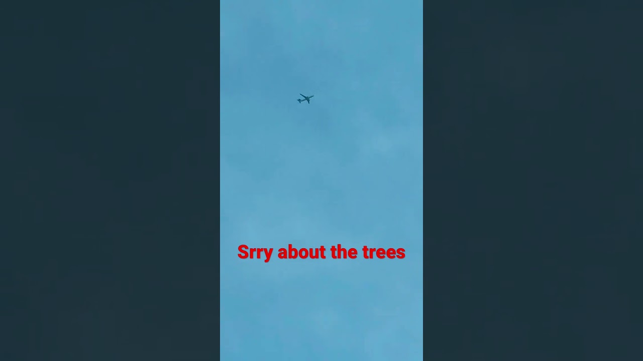 iAero Airways LOW FLY OVER! SCE-MSN #lowflyer #boeing737800 #madisonwisconsin