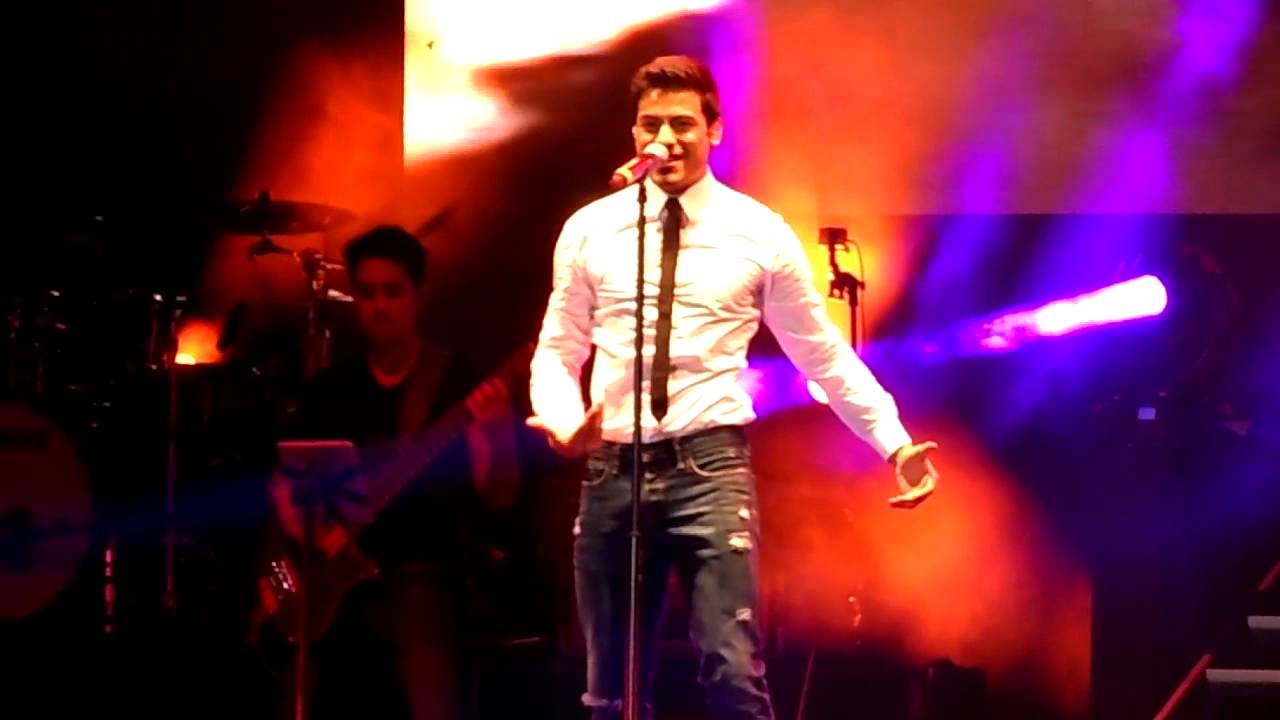 Carlos Rivera - Amar y vivir / Mega Feria Imperial Acapulco (03 01 14)
