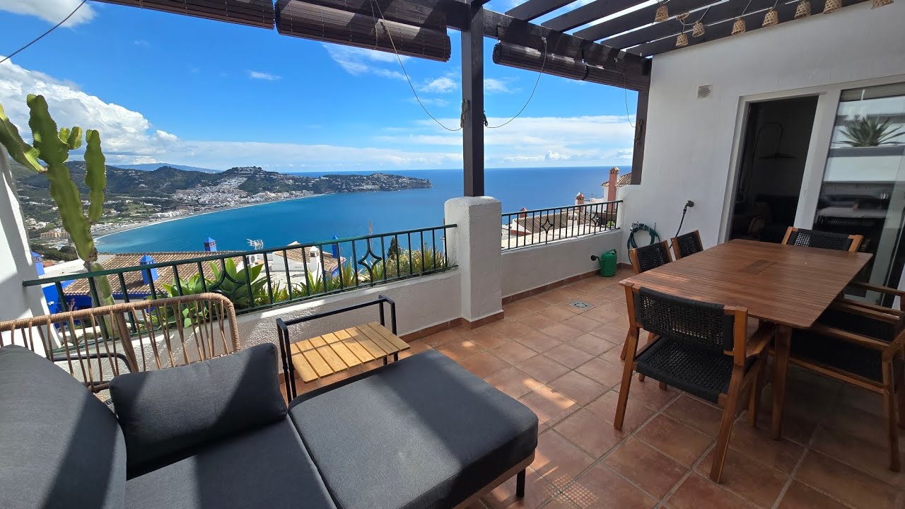 Casa Musse (semi adosada) en Los Altos de Cármenes del Mar, La Herradura.     www.maluasrentals.es 