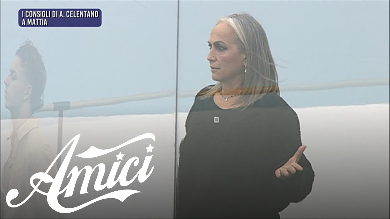 Amici 22 - Mattia incontra la maestra Celentano