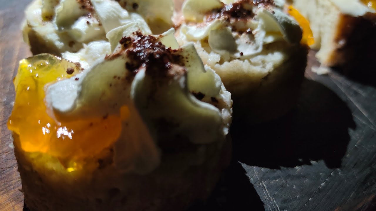 Dessert of Circular Pancake | Gallery of Taste | Ambient OLED Show | Background Room |