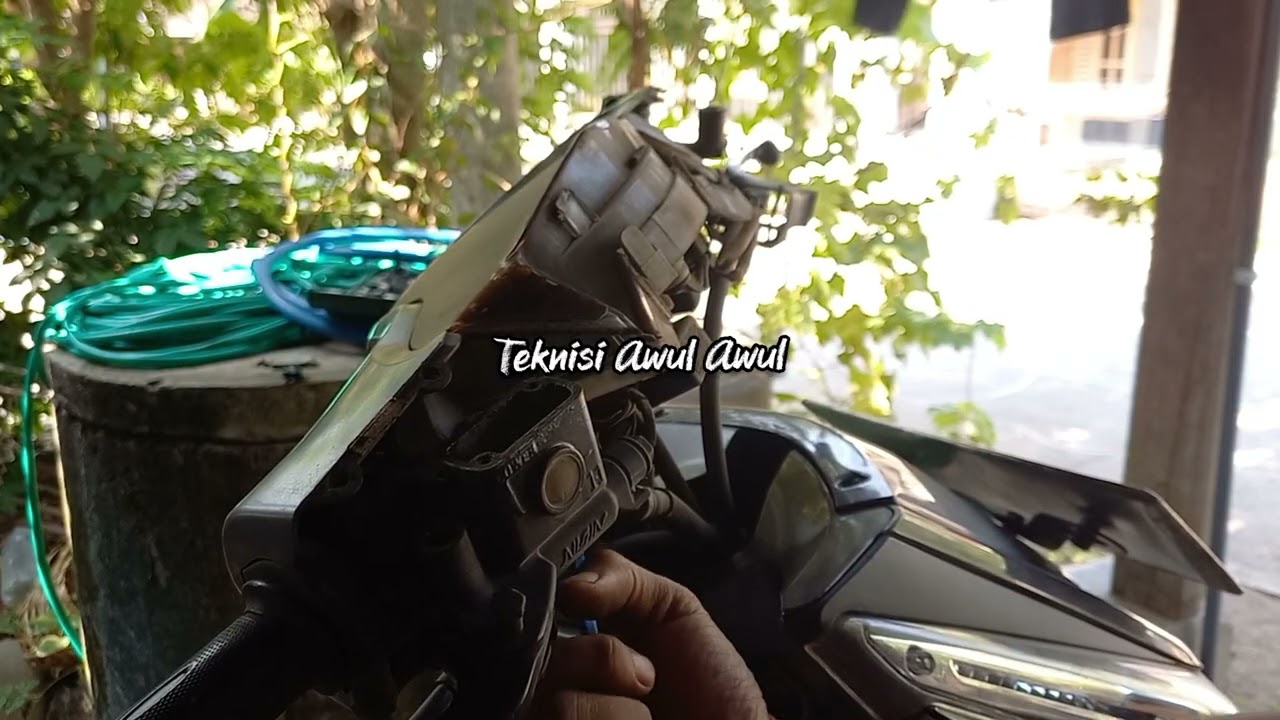 Cara buka batok kepala vario techno 110 karbu dengan mudah