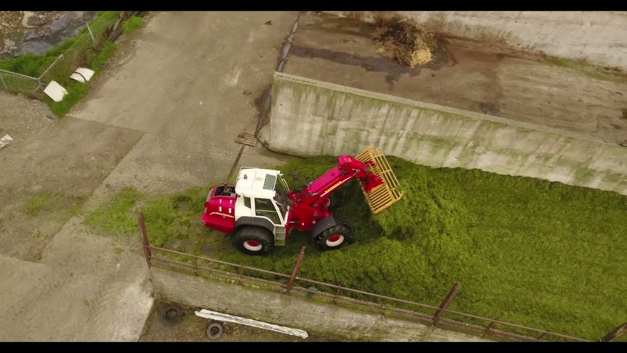 Lifting Grass With a Krone Silage Wagon 2023