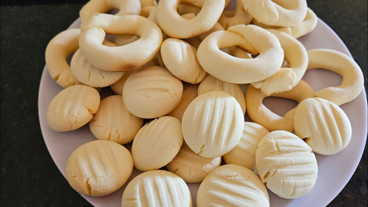 Biscoitinhos de maizena com 4 ingredientes/ um ingredientes e  o meu segredo 