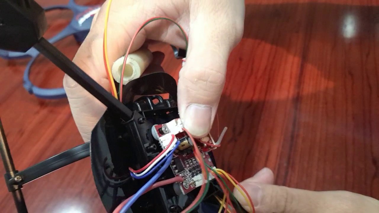 U818A WIFI Drone _ How to Replace the Motor Arm