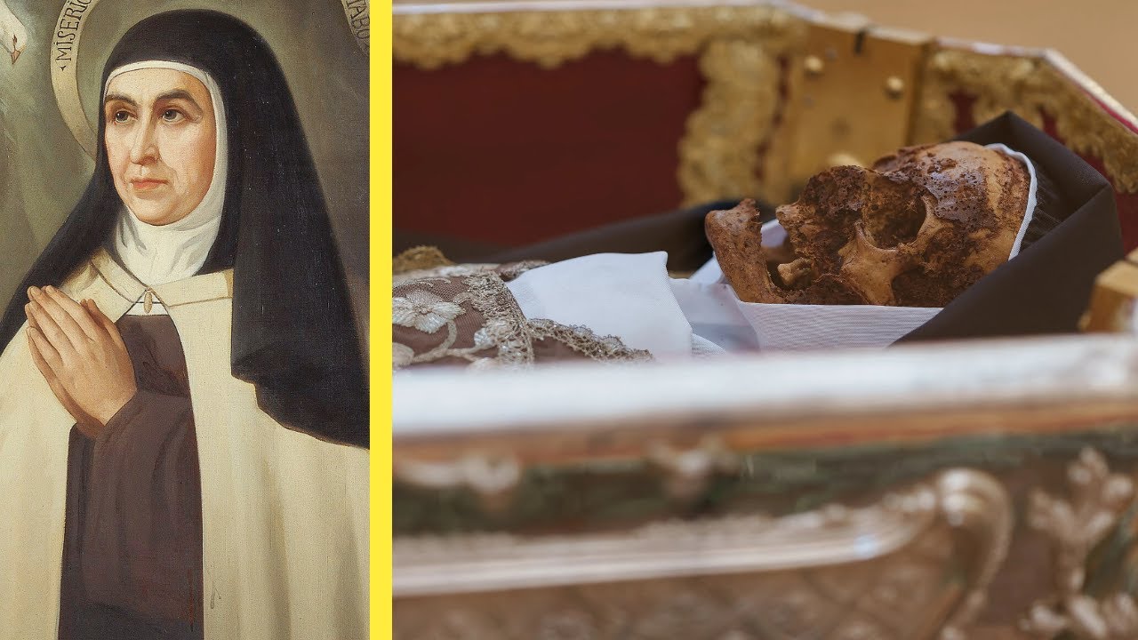 Opening The Coffin Of Saint Teresa