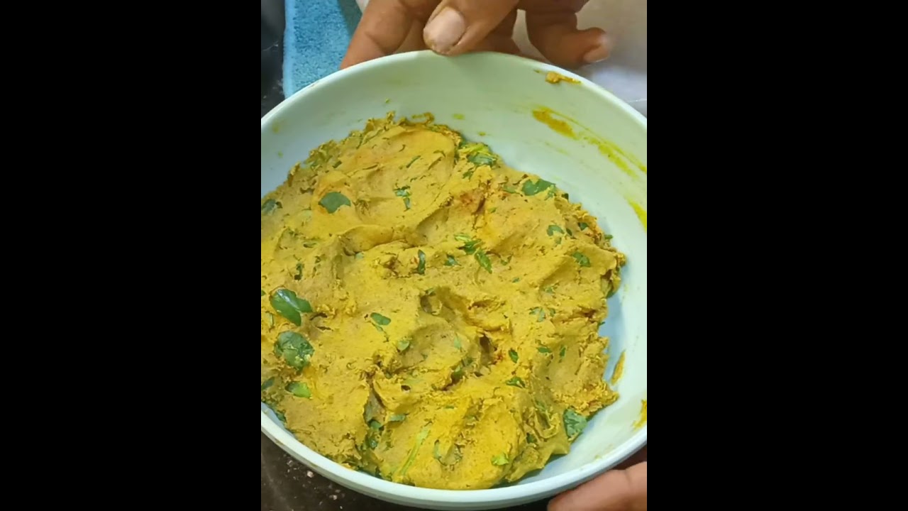 Is winter sijan banaye  methi or bajare  ke aate   ki namkin