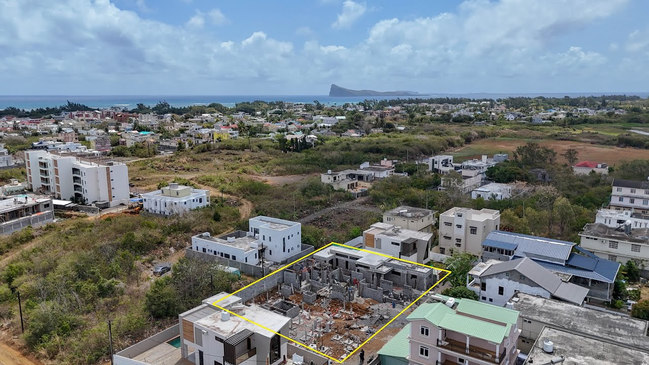 FOR SALE/A VENDRE - 3-BEDROOM VILLAS - PEREYBERE