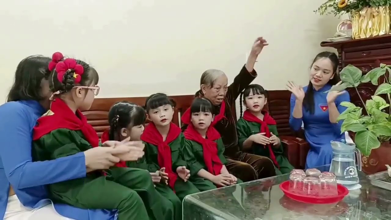 Câu chuyện thời hoa lửa - Trường Mầm non Tân Thịnh B