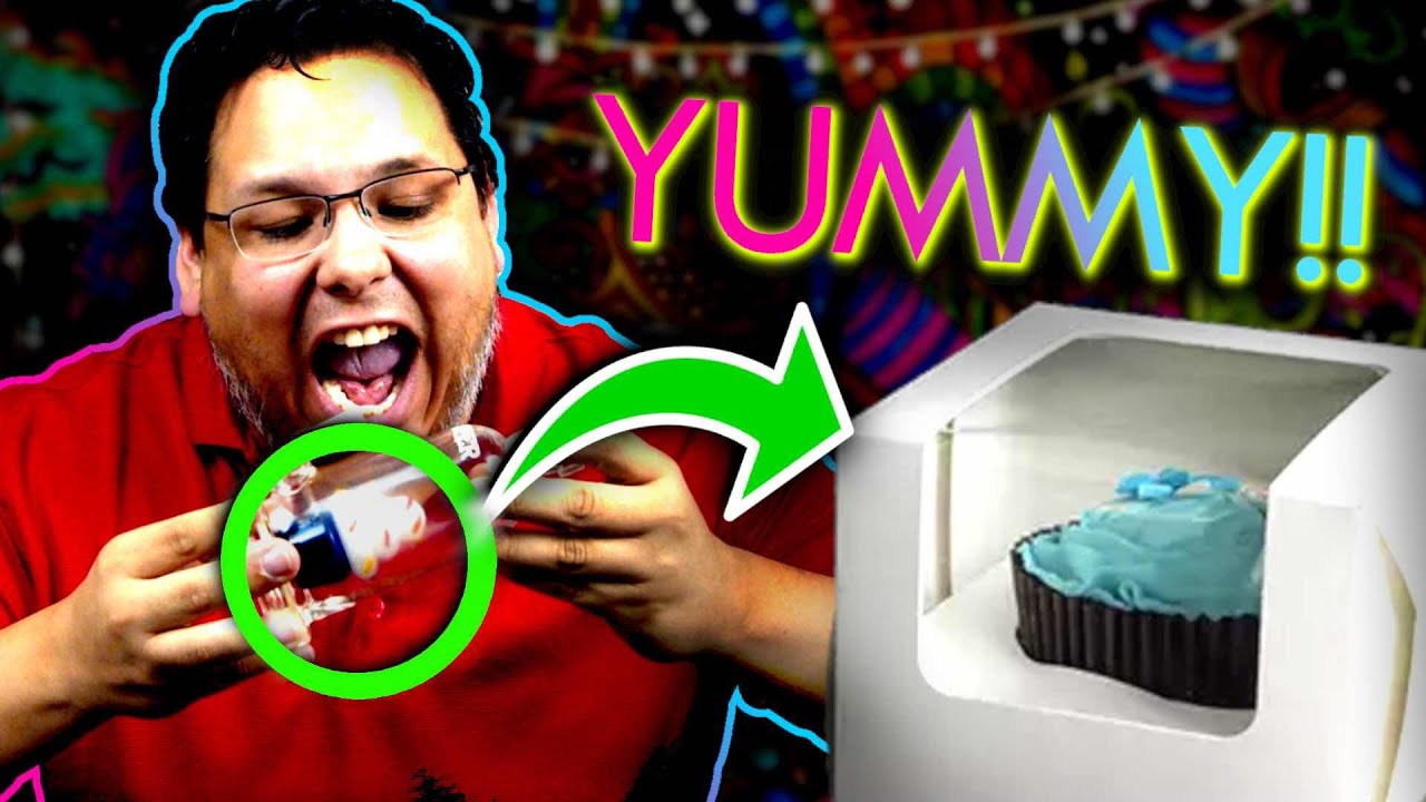 Opening the Hemper.com Cupcake Box!!!