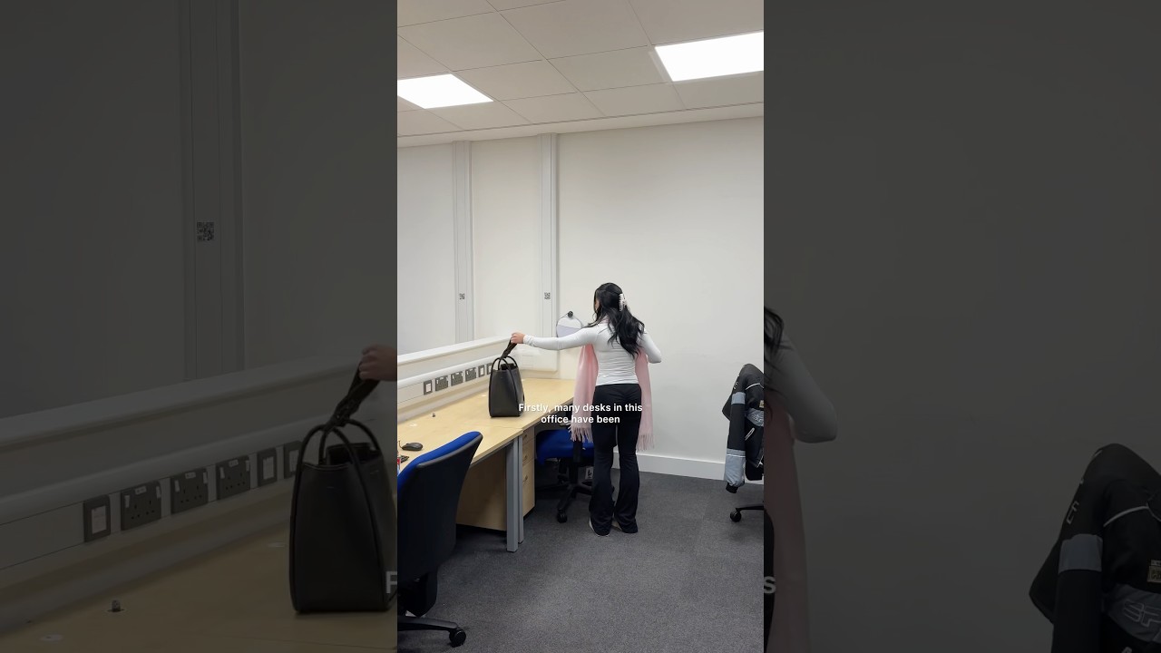 set up my work desk with me ⌨️🤭