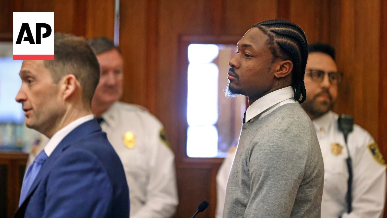 Patriots' Stefon Diggs pleads not guilty to felony strangulation charges
