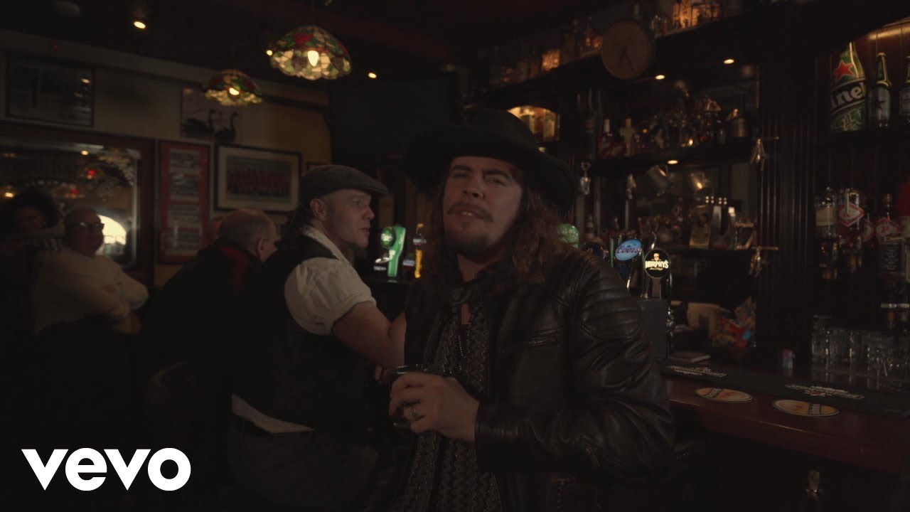 Mark Daly - A Bar Song (Tipsy) (Official)