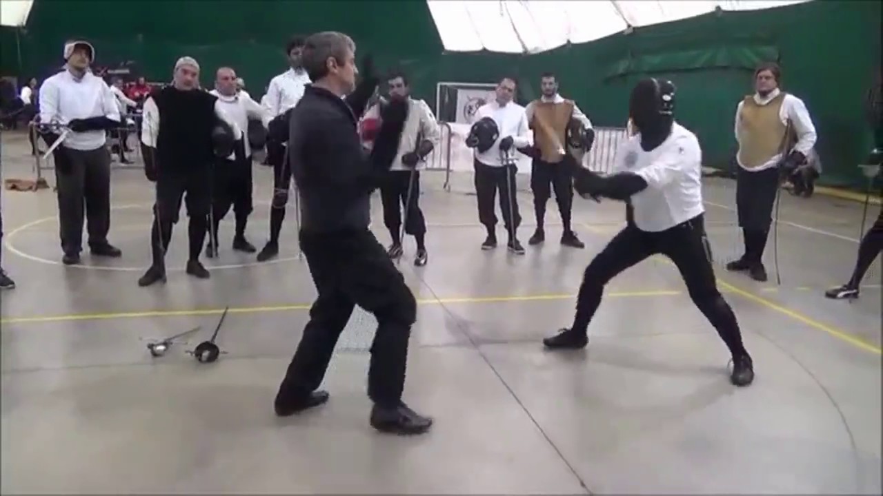 Andrea Lupo Sinclair - Sword & Dagger vs. Longsword - XVII FISAS Meeting 2016, Verona 04/2016