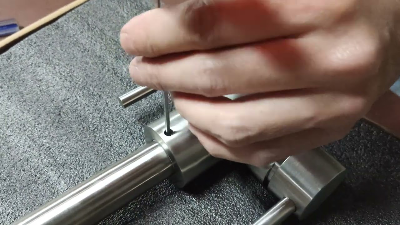 廚房三用龍頭漏水，管子與主體的地方漏水，防水橡膠圈更換