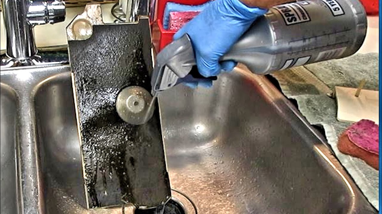 How to Clean the Oil Drip Pan and Covers on a Vintage Singer Sewing Machine 403A