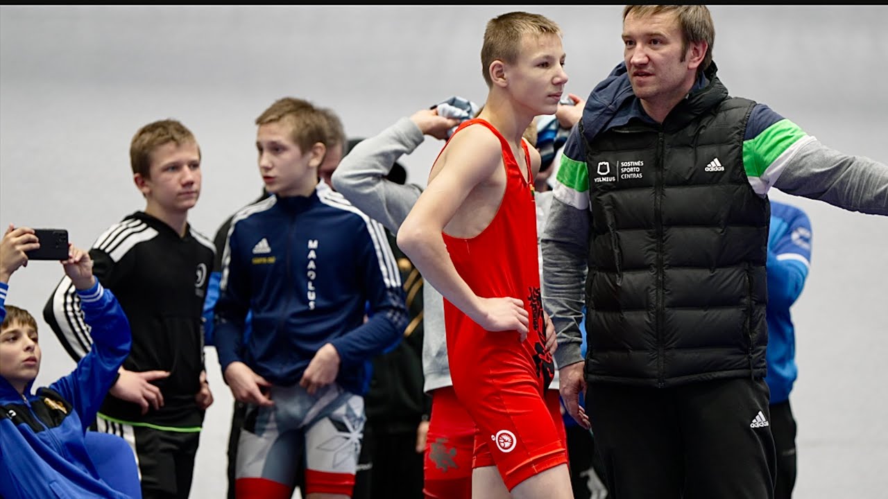 U15 L. Lavrinovicius (LTU) vs D. Kadyrzhanov (KAZ) 52kg.Youth boys greco-roman wrestling.
