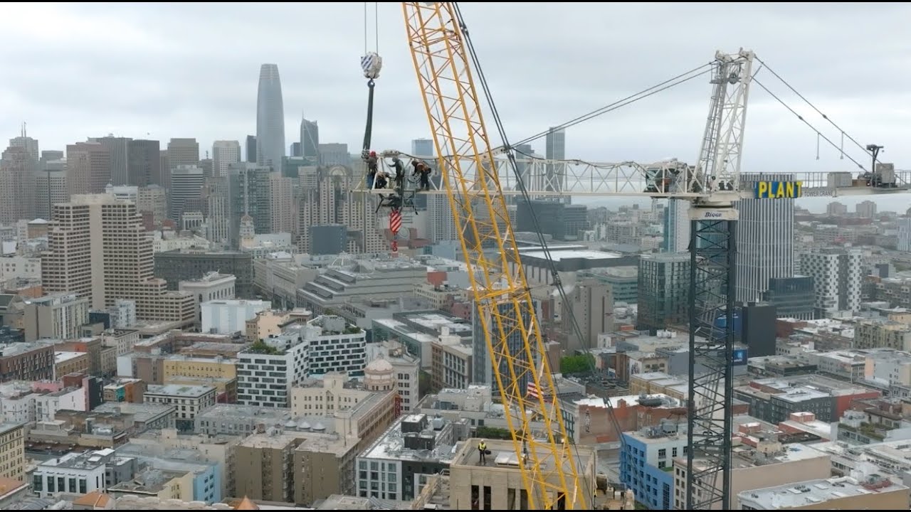 TIMELAPSE - How to Build a 400-Foot Crane in Downtown San Francisco
