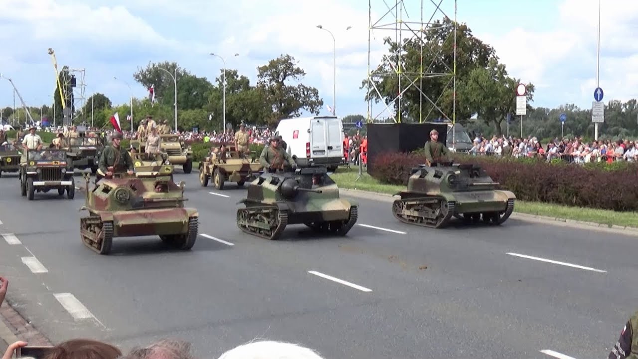 Defilada z okazji Święta Wojska Polskiego - Grupy rekonstrukcji historycznej 15-08-2018