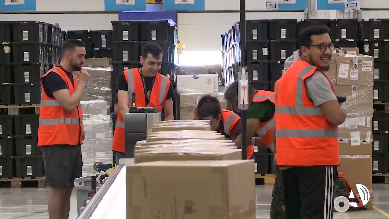 Amazon abre su centro en Plaza con más de 700 trabajadores tras una inversión de 175 millones