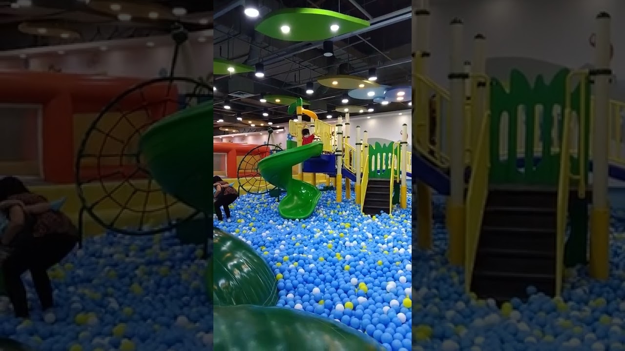 HAPPY KID ENJOY PLAYING SLIDE AT KIDZOONA INDOOR PLAYGROUND #shorts #kidzoonaph #indoorplayground