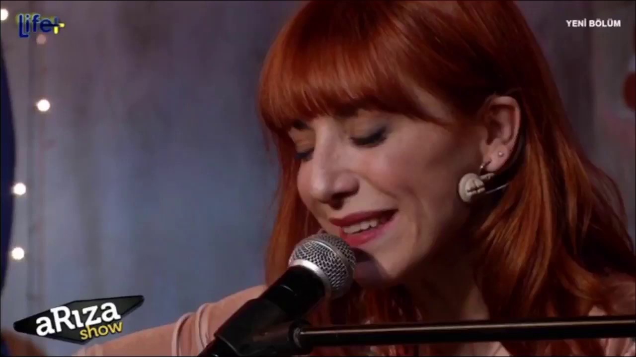 Burcu Tatlıses - Alagül // Akustik performans