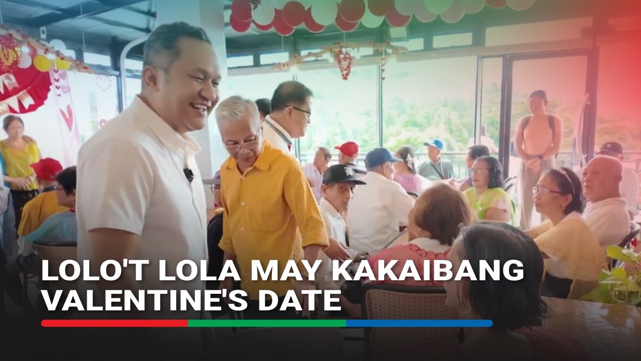Senior citizen couples, binigyan ng Valentine's date sa Quezon kung saan 'waiter' ang mayor