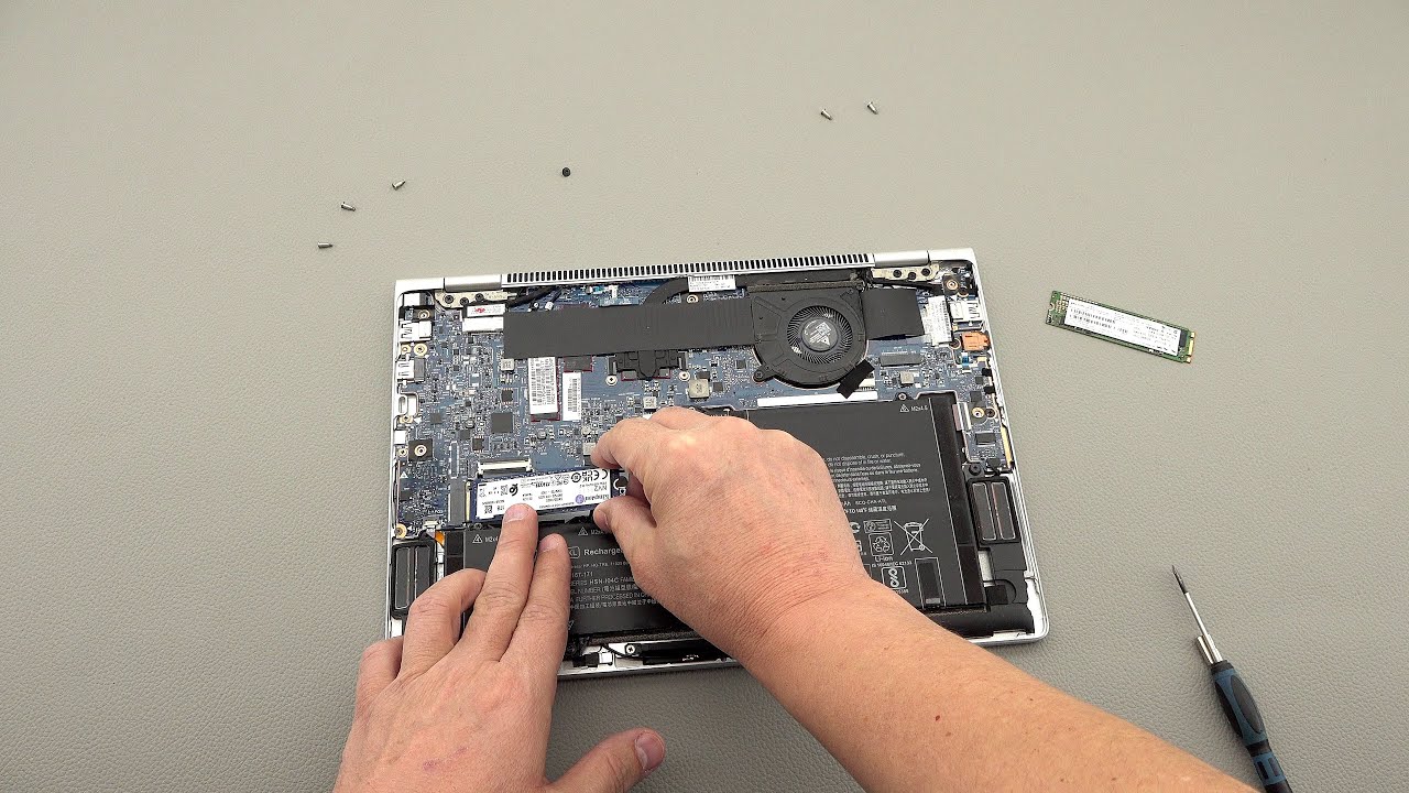 How to install SSD on HP EliteBook x360 1030 G2