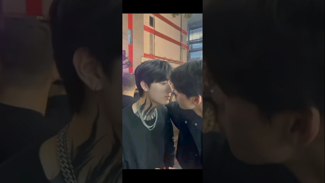 bl Kissing a friend 😘💏 #kiss #couple #foryou #gay #lgbt #loveboy #lovebl #blshorts #fyp
