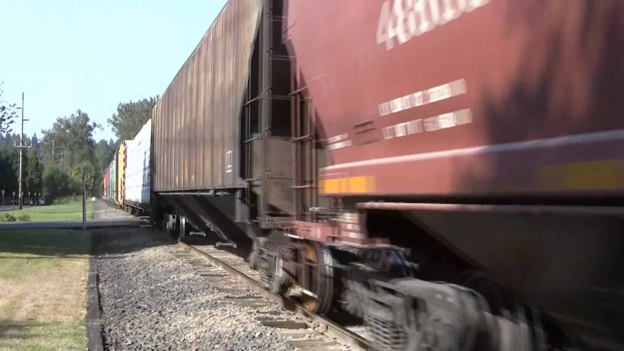 (HD) P&W 3006 Freight train going through Salem Golf Club