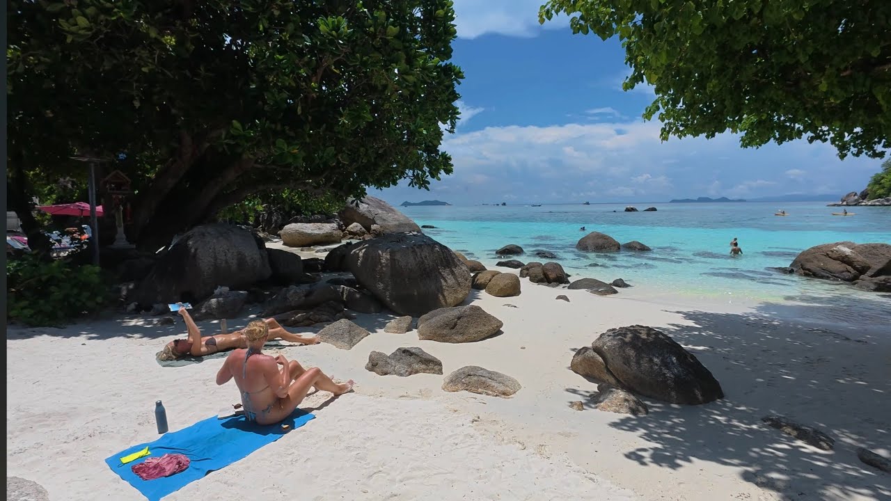 🇹🇭  Ten Moons Resort koh lipe Thailand 