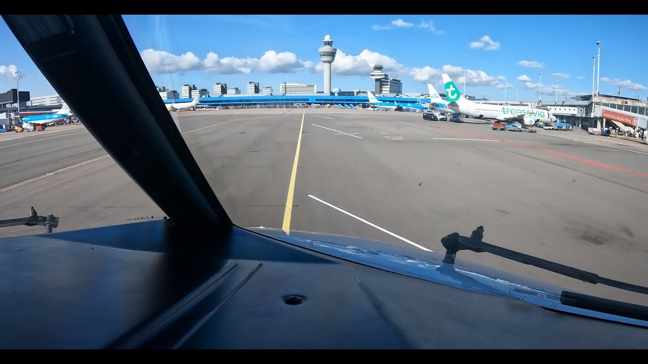 Approach and landing into the sunny Amsterdam Schiphol Airport 18R - B737 cockpit view (4K)
