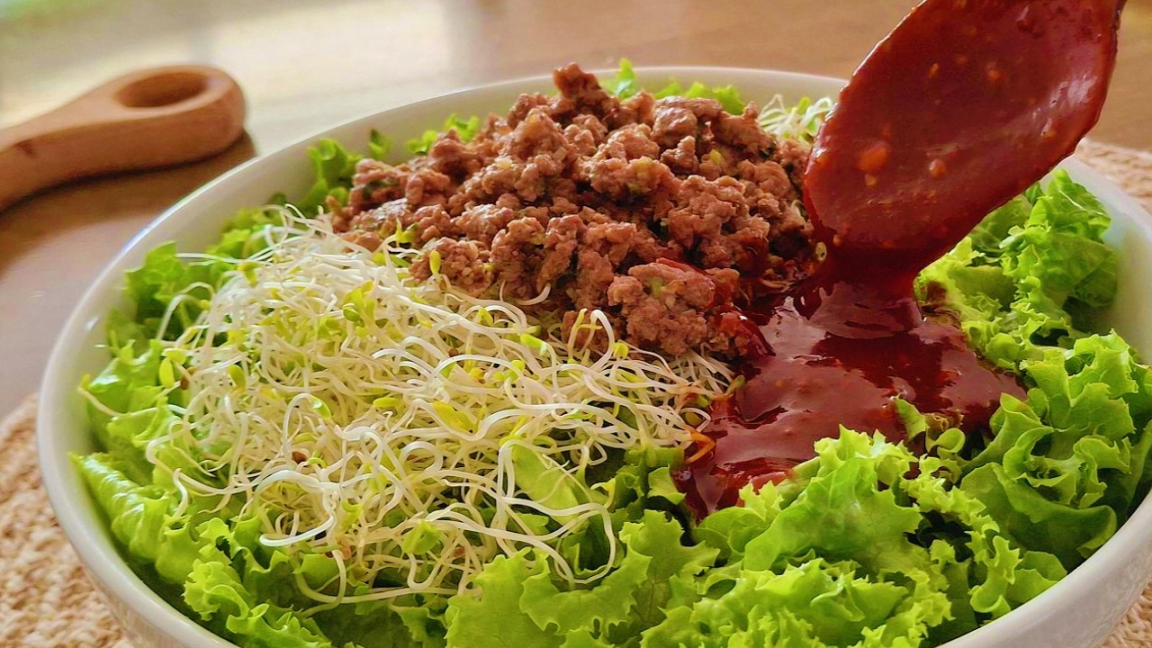 Идеальный простой рецепт корейского бибимбапа – говядина, салат и секретный соус