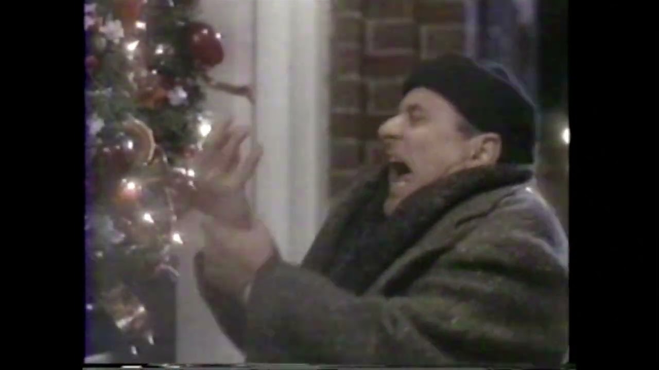 Home Alone 2 Japanese VHS intro (dubbed onto a Hi8 tape)