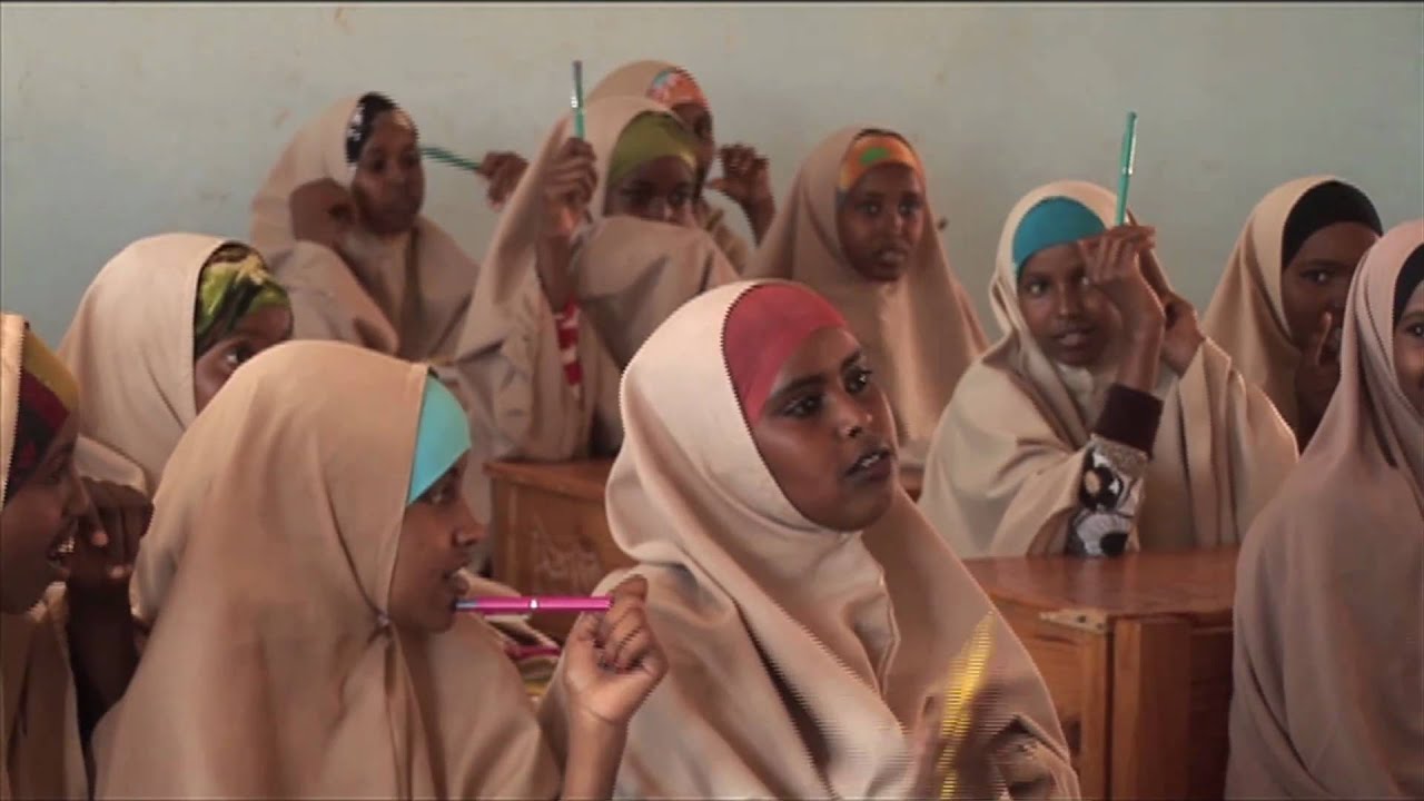 Gender equality classes help Somali teenage girls stay in school