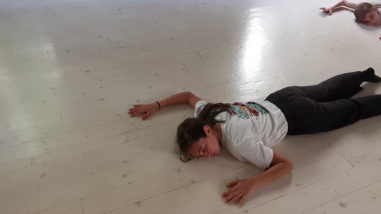 🤸 Danza Contemporanea Bambini 2021/22 - Arte Danza bologna