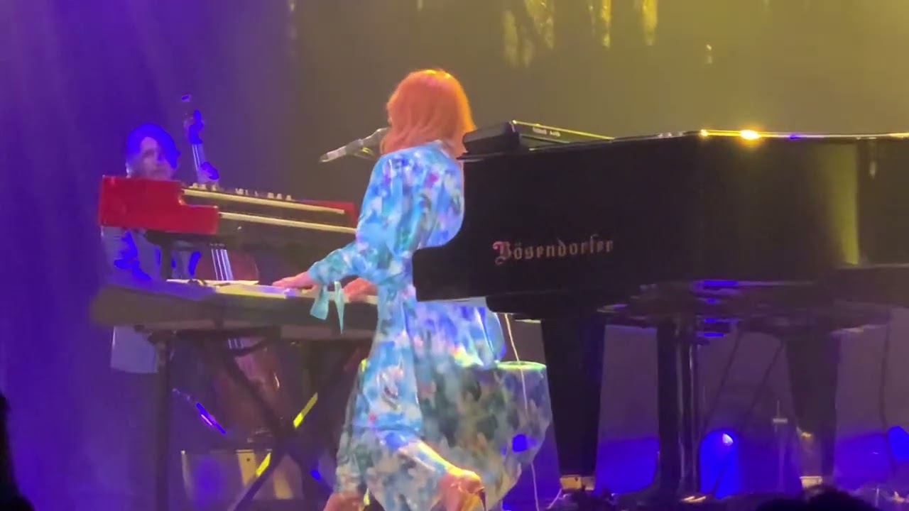 Tori Amos - Honey - Michigan Theatre Ann Arbor - 5/26/2022