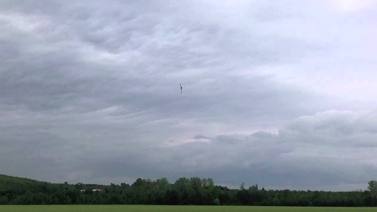 Simone Zunterer - E820 Baubericht #6 Erstflug!