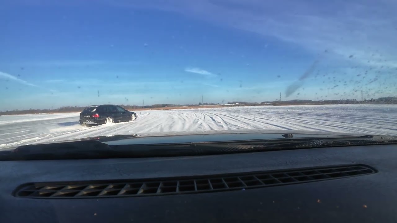 Audi 80 quattro on frozen lake.part2