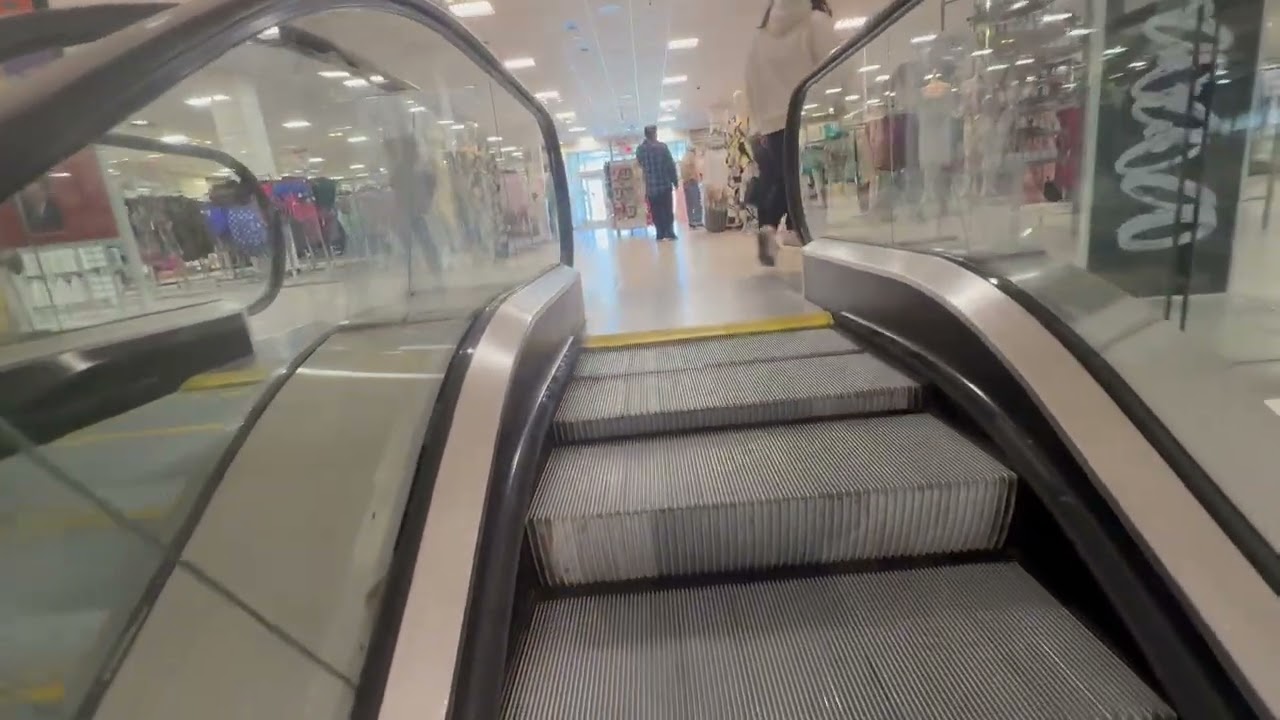 Kone escalators at JCPenney Polaris Fashion Place in Columbus, OH￼￼