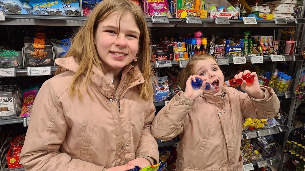 MASON💙Fredagshygge🥰Pigerne vælger kage & fredagsslik 😀🍬🍫🧁🍩
