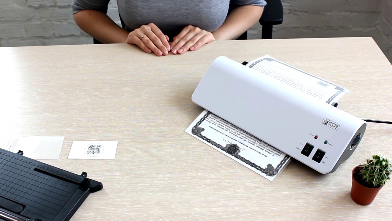 [Видеоинструкция] Как пользоваться ламинатором United Office